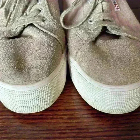 SUPERGA women’s tan suede platform lace up sneakers - Picture 6 of 7